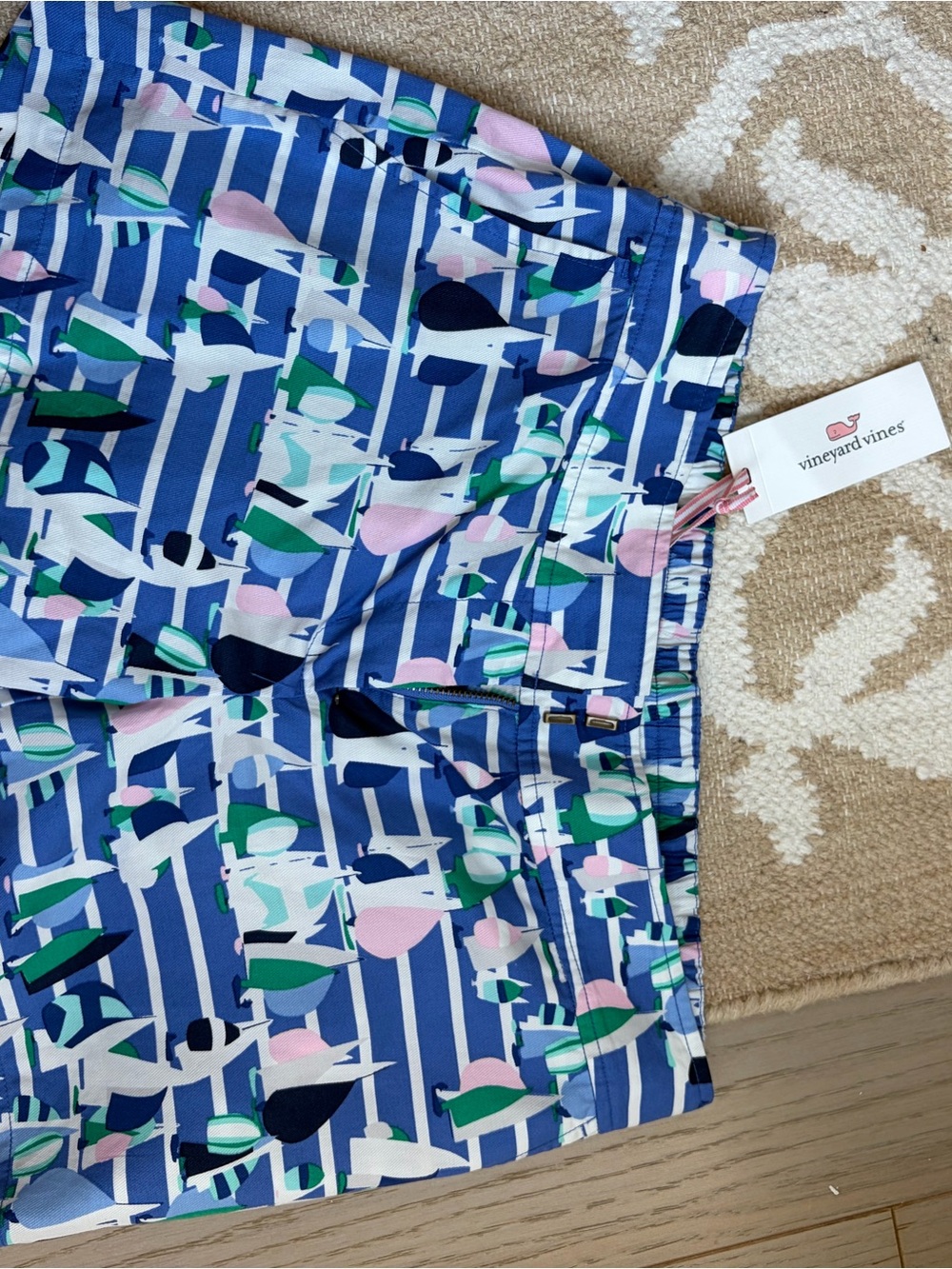 Vineyard Vines Blue Striped Abstract Print Women’s Shorts